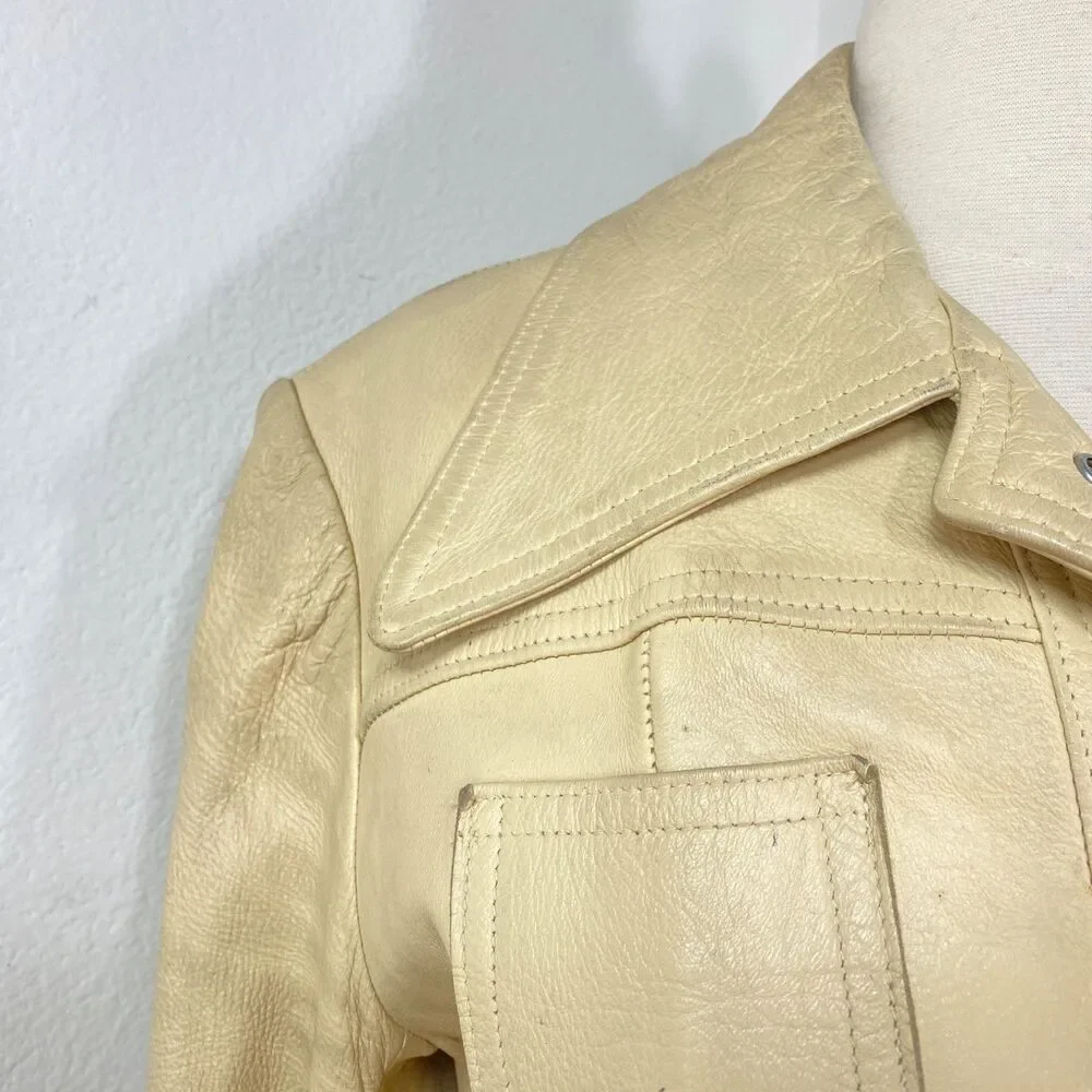 Vintage 70 New England Sportswear Trench Beige Leather Jacket 12 Snap Front Belt